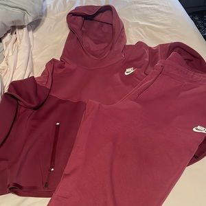 Nike Crop Hoodie Jogging Suit